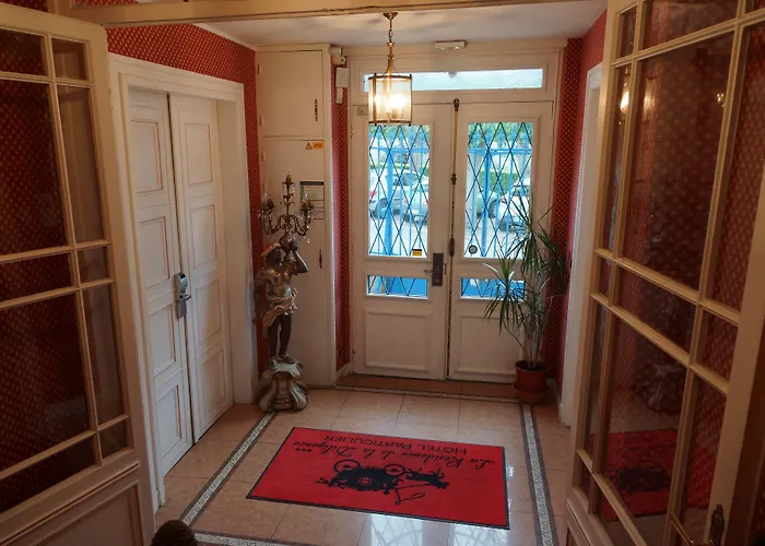 La Diligence فندق