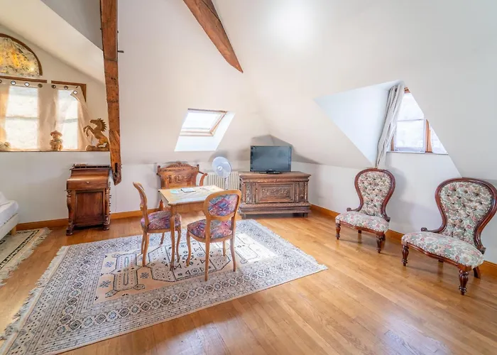 La Diligence فندق 3*