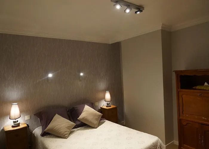 La Diligence فندق