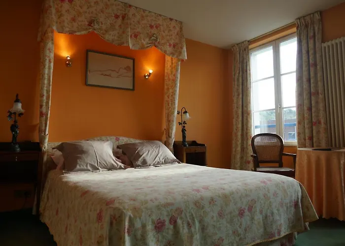 La Diligence فندق 3*