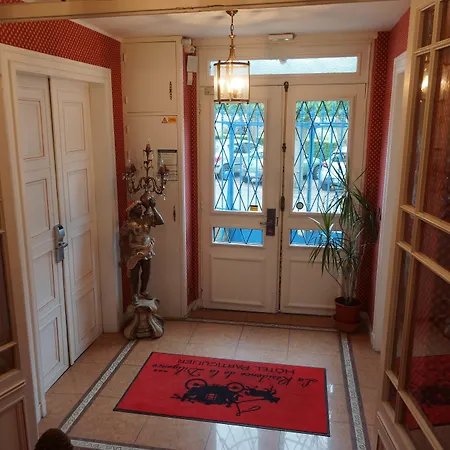 La Diligence Szálloda