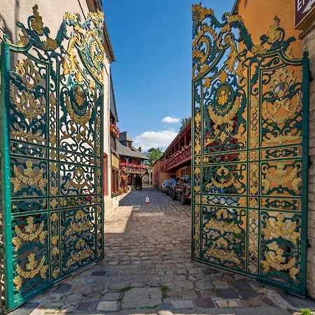 La Diligence Szálloda 3*