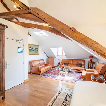 La Diligence Szálloda