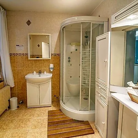 Otel La Diligence 3*